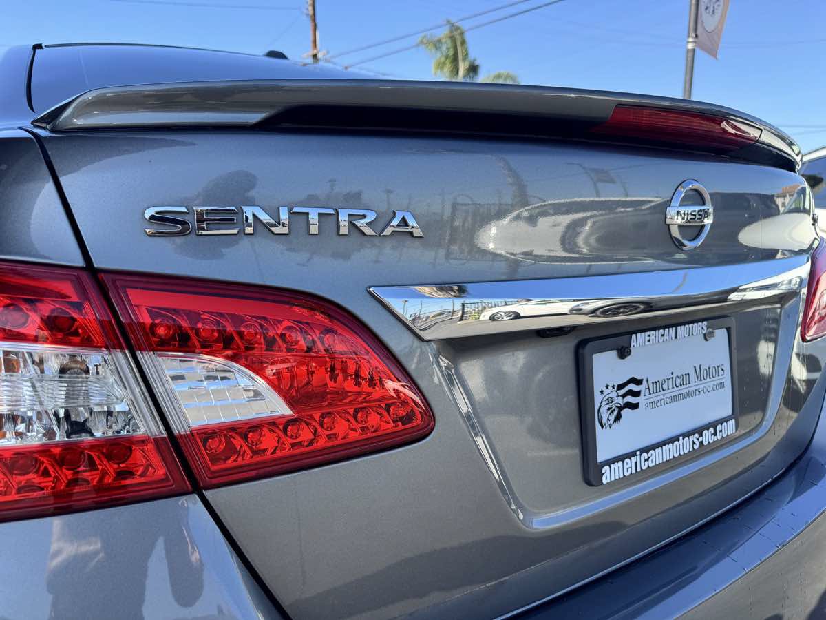 Used 2015 Nissan Sentra SR FWD image 16