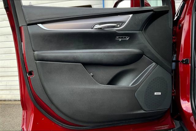 Used 2017 Cadillac XT5 Luxury w/ Driver Awareness Package image 23