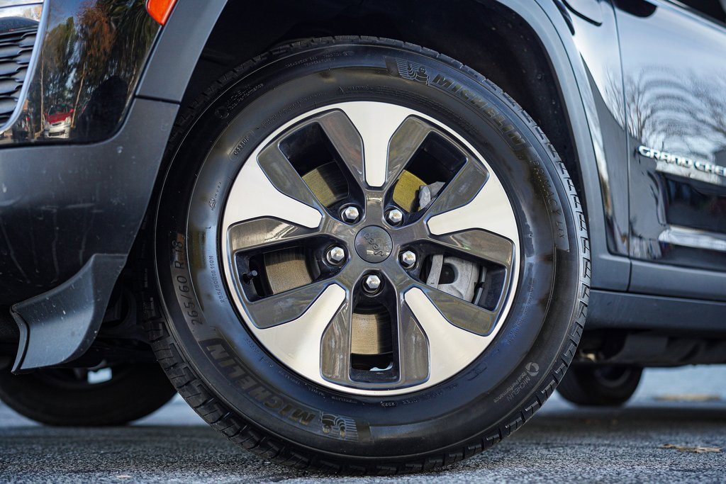 Used 2023 Jeep Grand Cherokee 4WD 4xe image 17