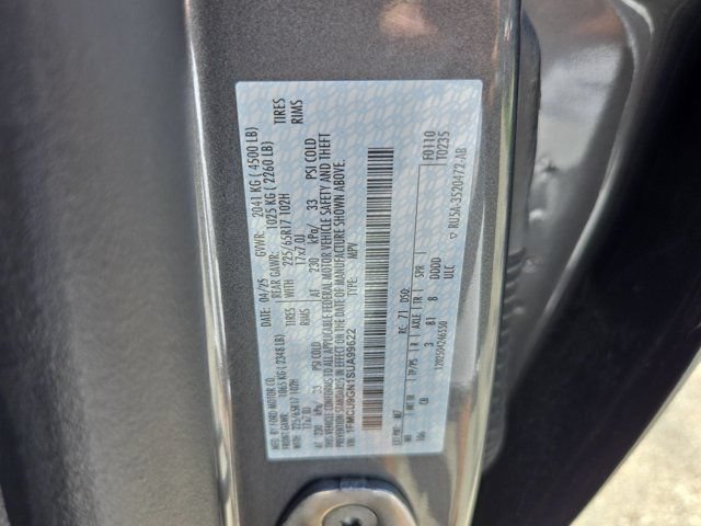 Used 2025 Ford Escape Active AWD/4WD image 28