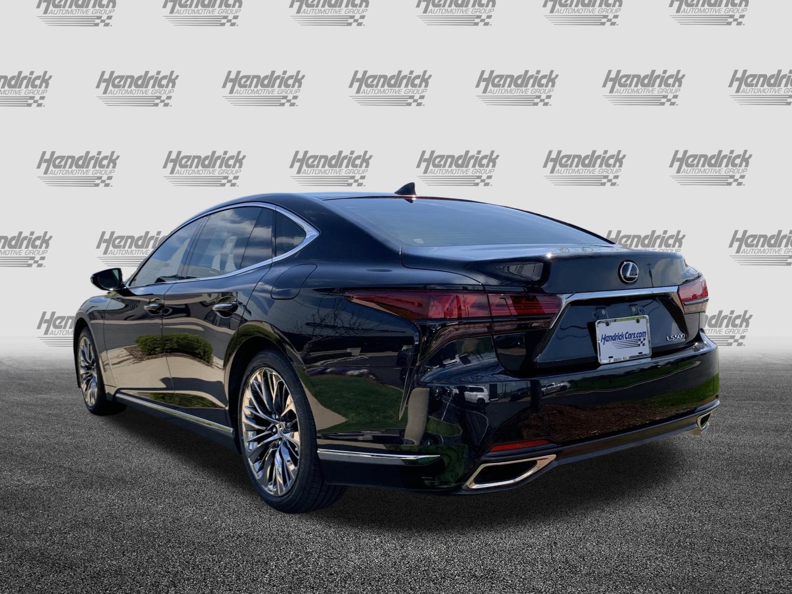 Used 2022 Lexus LS 500 500 w/ Accessory Package (Z2) image 8