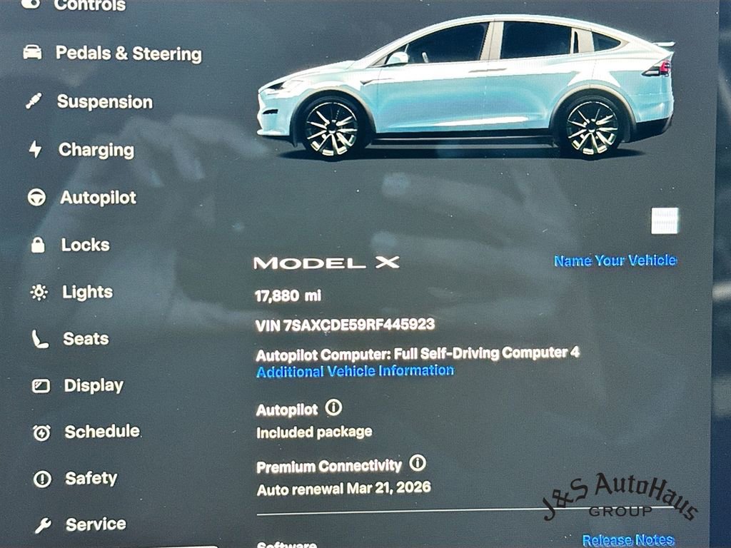 Used 2024 Tesla Model X image 15