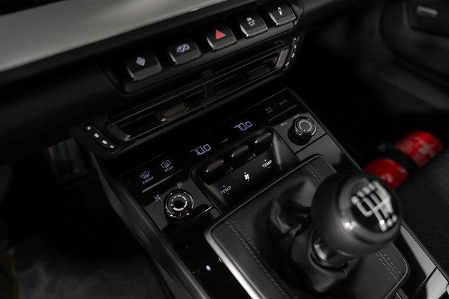 Used 2024 Porsche 911 Carrera T image 21