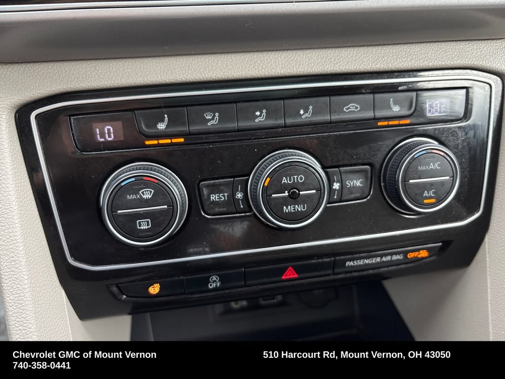 Used 2019 Volkswagen Atlas SEL R-Line AWD/4WD image 42