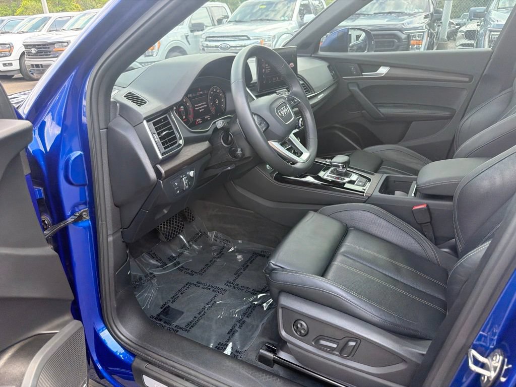 Used 2023 Audi Q5 2.0T Prestige AWD/4WD image 11