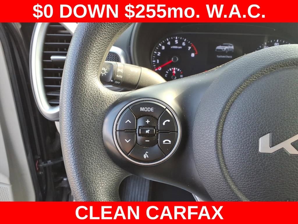 Used 2022 Kia Soul LX image 19