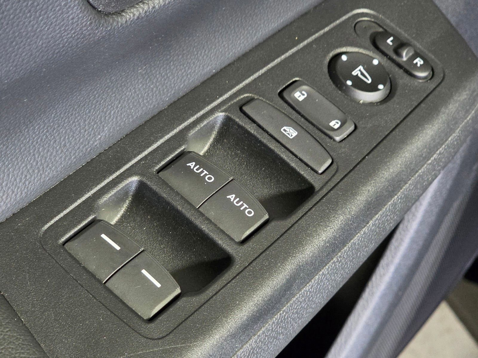 Used 2023 Honda CR-V Sport image 21