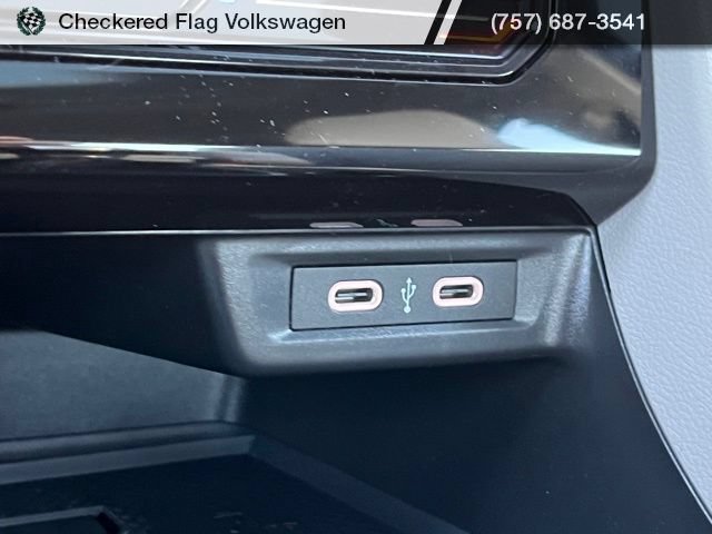 New 2026 Volkswagen Jetta SE FWD image 41