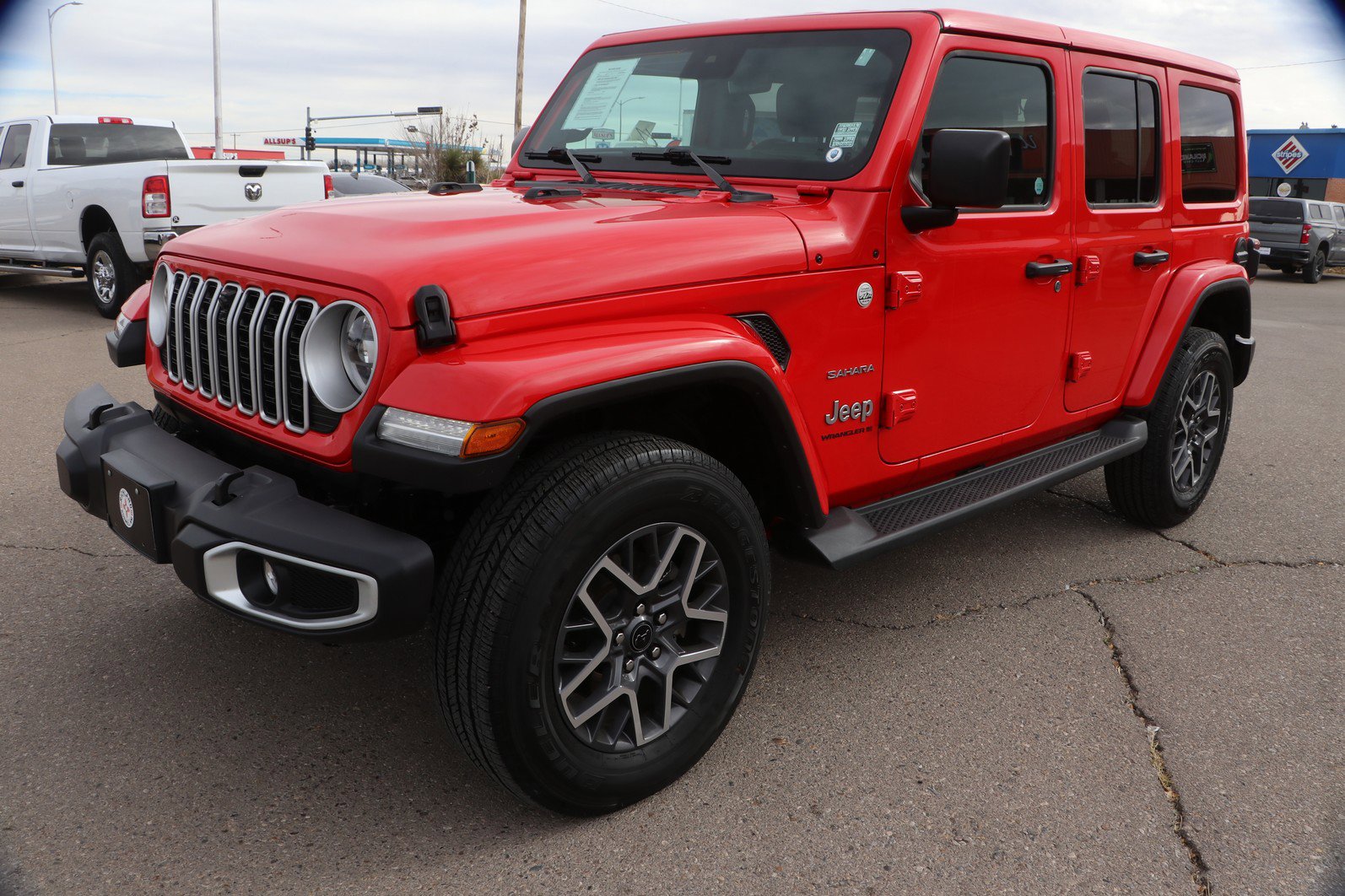 Used 2024 Jeep Wrangler Sahara w/ Technology Group image 3