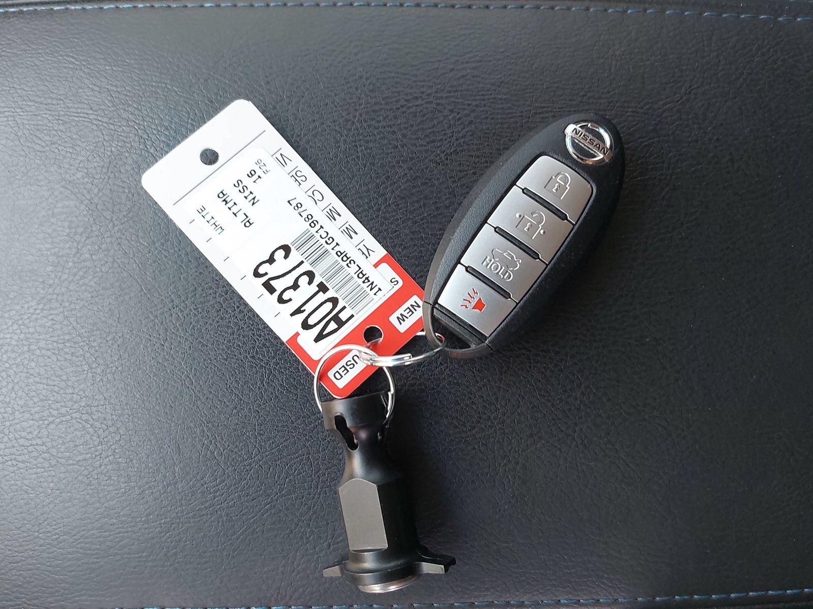 Used 2016 Nissan Altima 2.5 SR FWD image 10