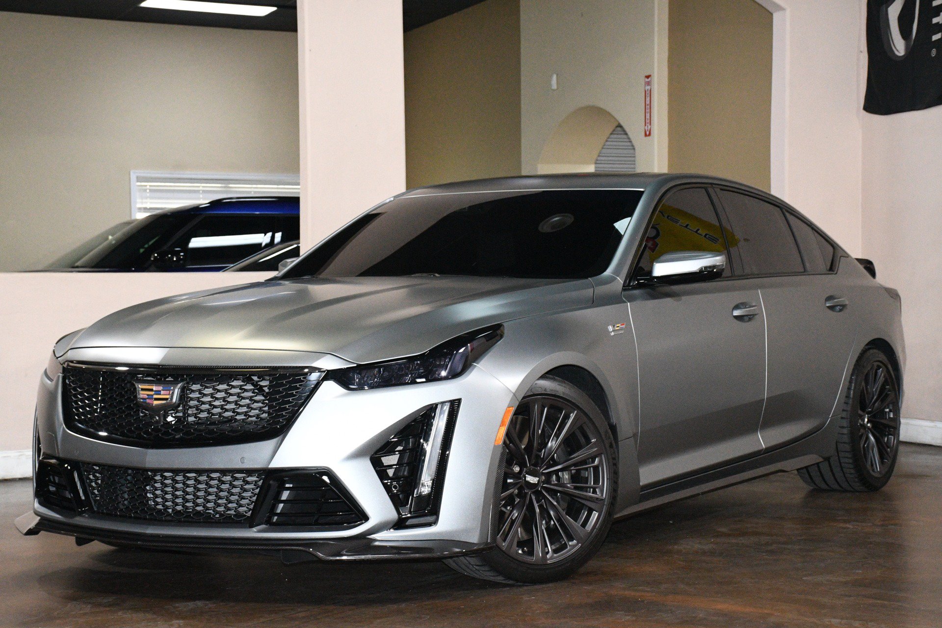Used 2024 Cadillac CT5 V Blackwing w/ Carbon Fiber Package 2 RWD image 4