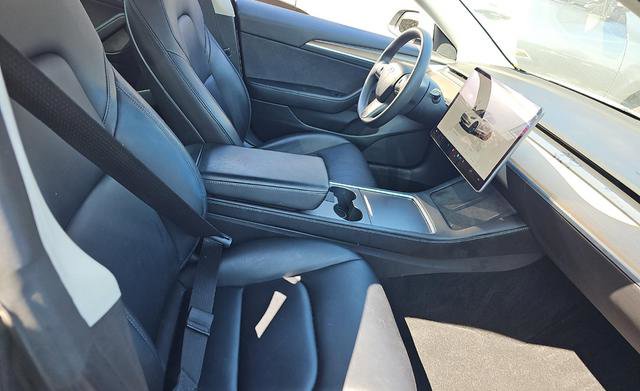 Used 2022 Tesla Model 3 Long Range image 4