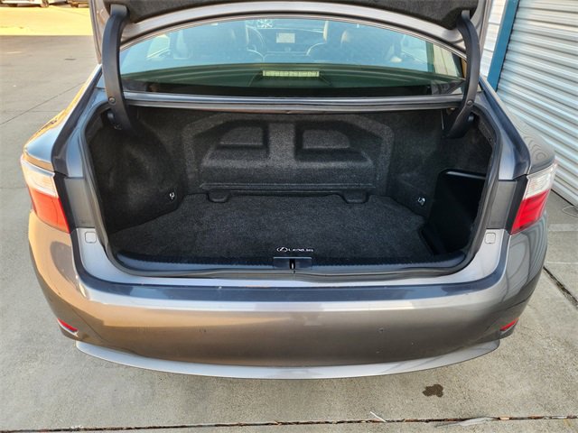 Used 2013 Lexus ES 300h image 19