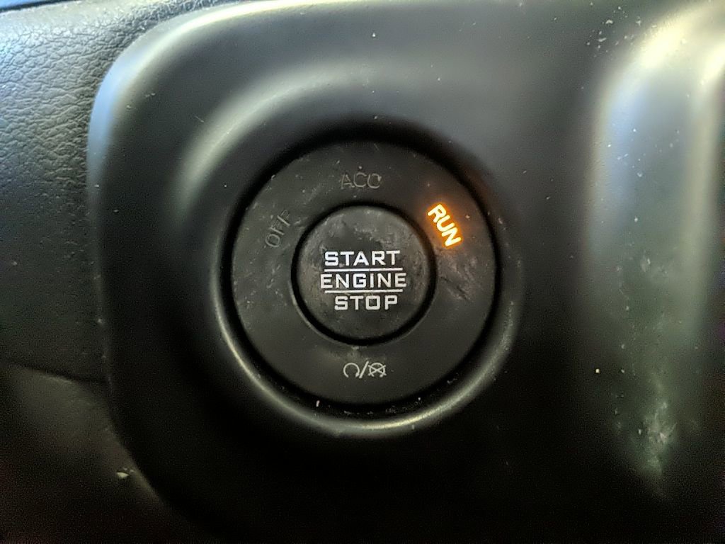 Used 2021 Jeep Gladiator Mojave w/ Cold Weather Group image 25