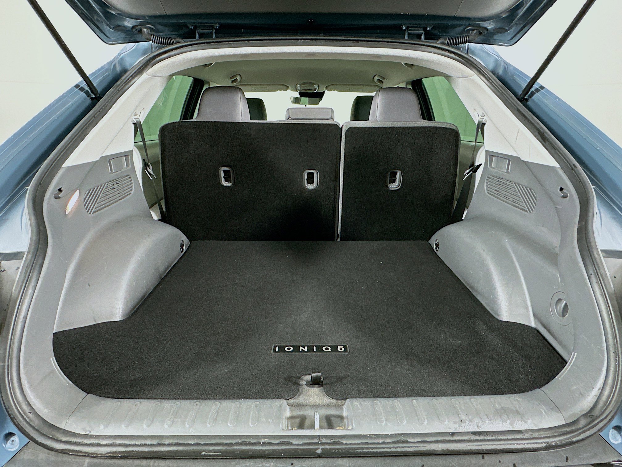 Used 2024 Hyundai Ioniq 5 SE image 28