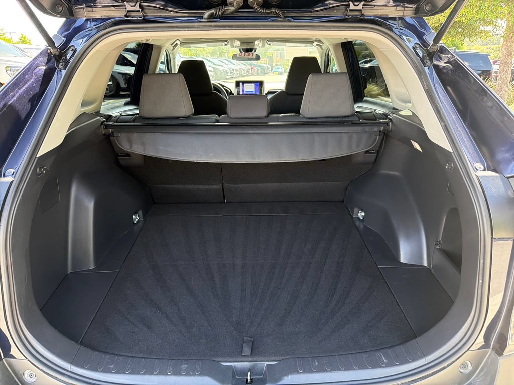 Used 2024 Toyota RAV4 XLE FWD image 41