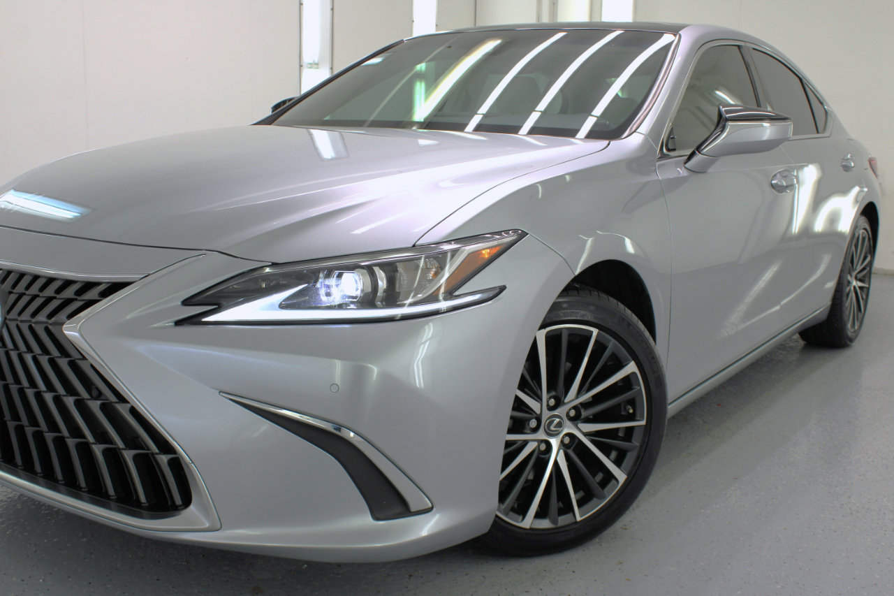 Used 2022 Lexus ES 350 w/ Premium Package image 12