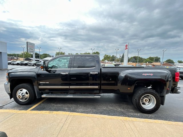 Used 2015 Chevrolet Silverado 3500 LTZ w/ Duramax Plus Package AWD/4WD image 6