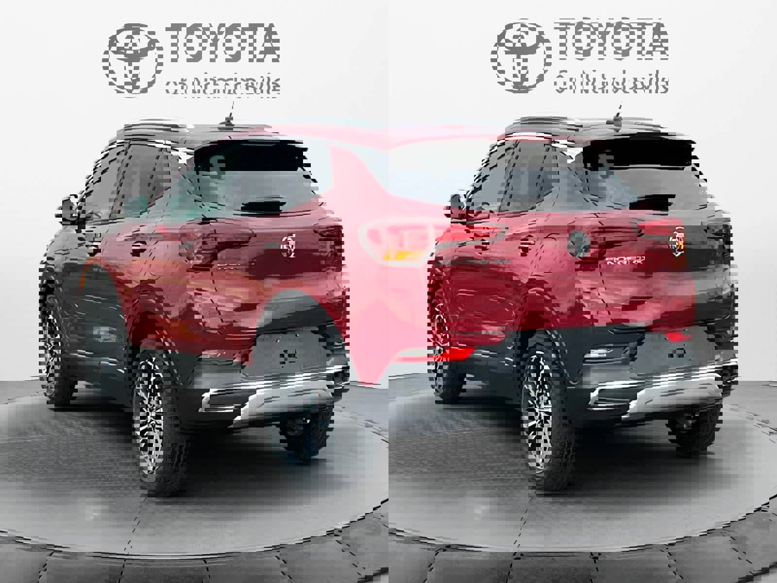 Used 2020 Buick Encore GX Essence image 4