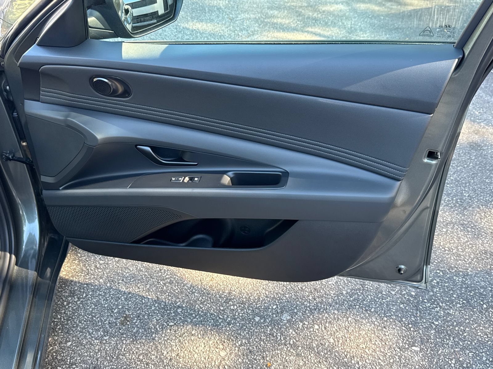 New 2026 Hyundai Elantra Sport FWD image 15