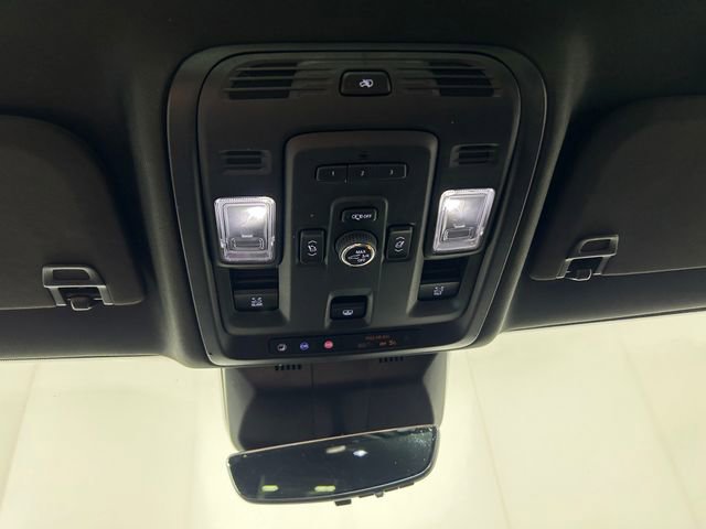 Certified 2023 Cadillac Escalade ESV Sport w/ LPO, ONYX Package AWD/4WD image 24