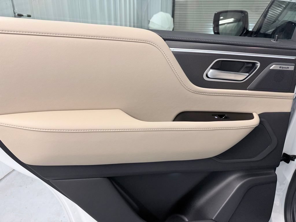 New 2026 INFINITI QX80 Pure w/ Cargo Package RWD image 32