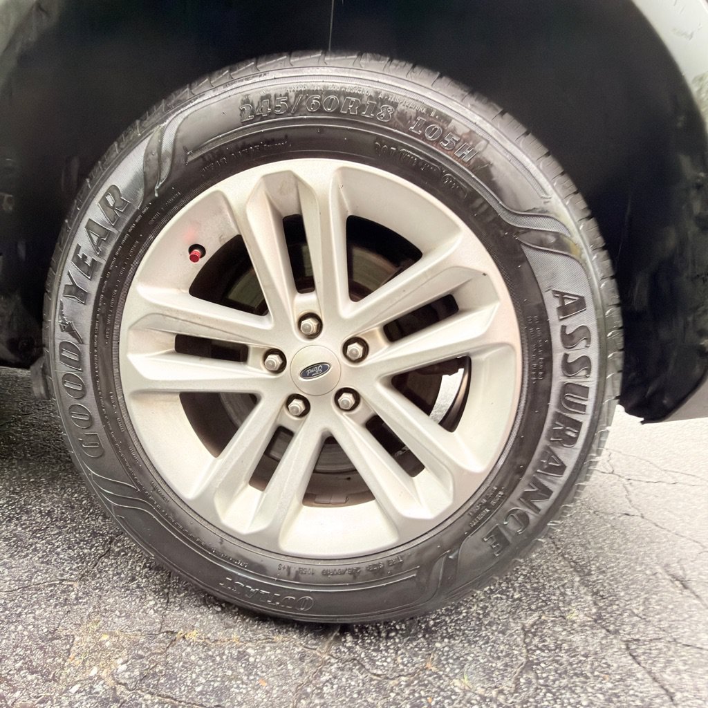 Used 2014 Ford Explorer XLT w/ Equipment Group 201A FWD image 46