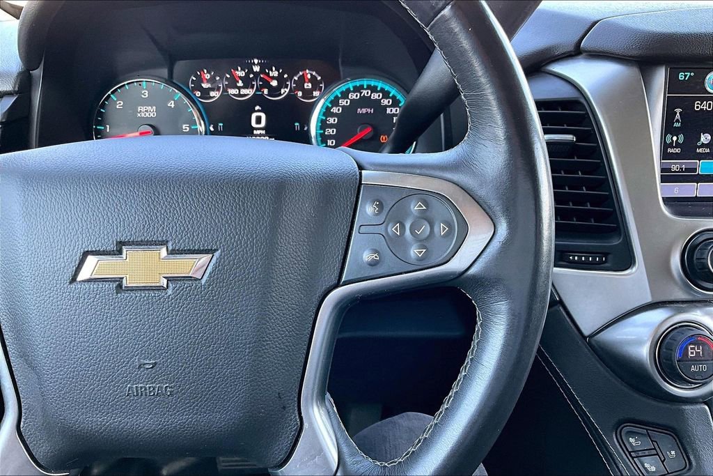 Used 2017 Chevrolet Suburban Premier AWD/4WD image 7