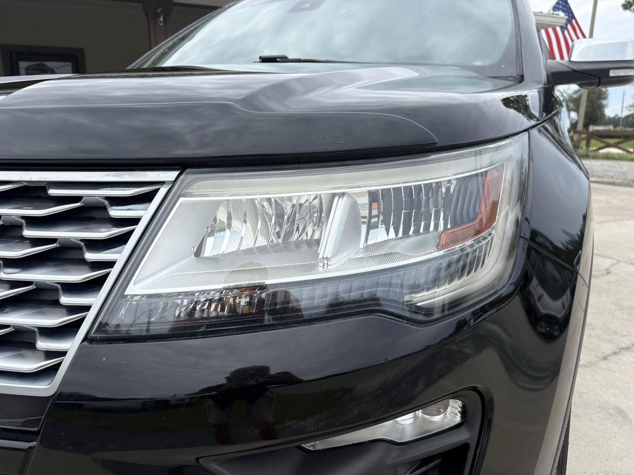 Used 2018 Ford Explorer Platinum AWD/4WD image 9