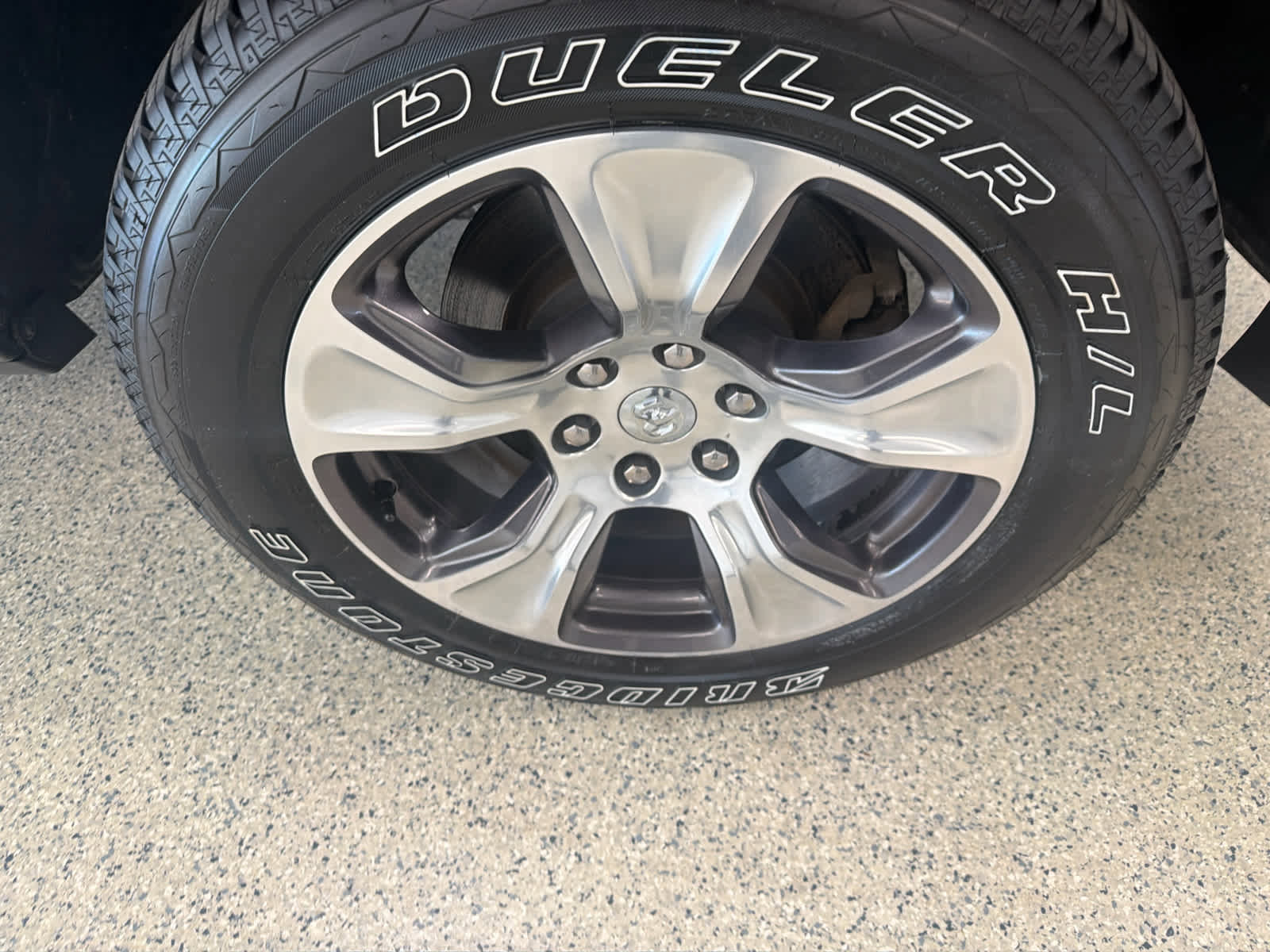 Used 2023 RAM 1500 Laramie AWD/4WD image 9