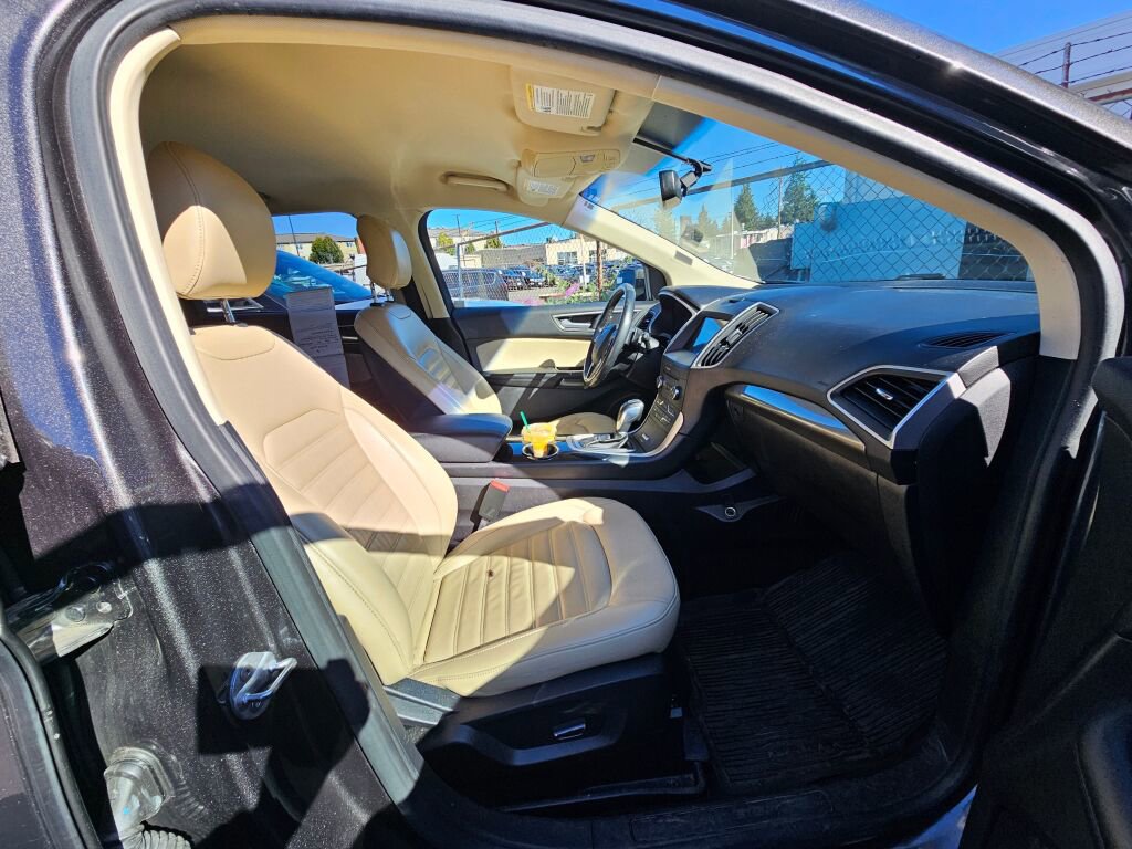 Used 2017 Ford Edge SEL w/ Equipment Group 201A image 11