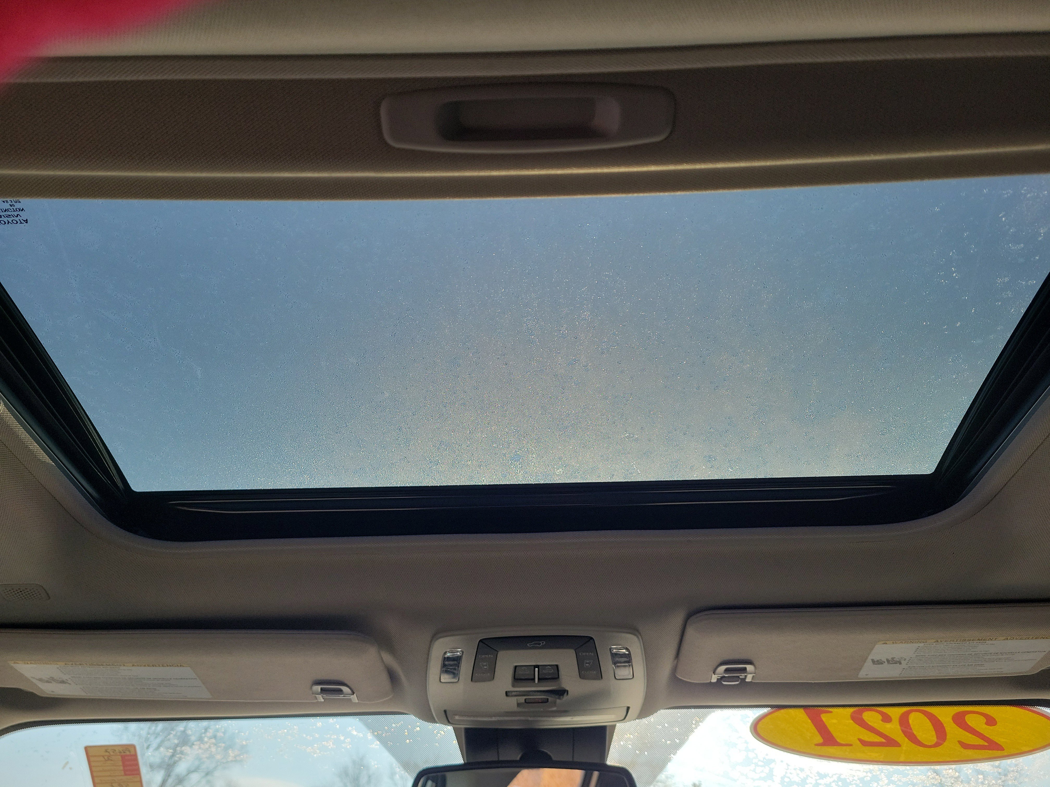 Used 2021 Toyota Sienna XLE image 15