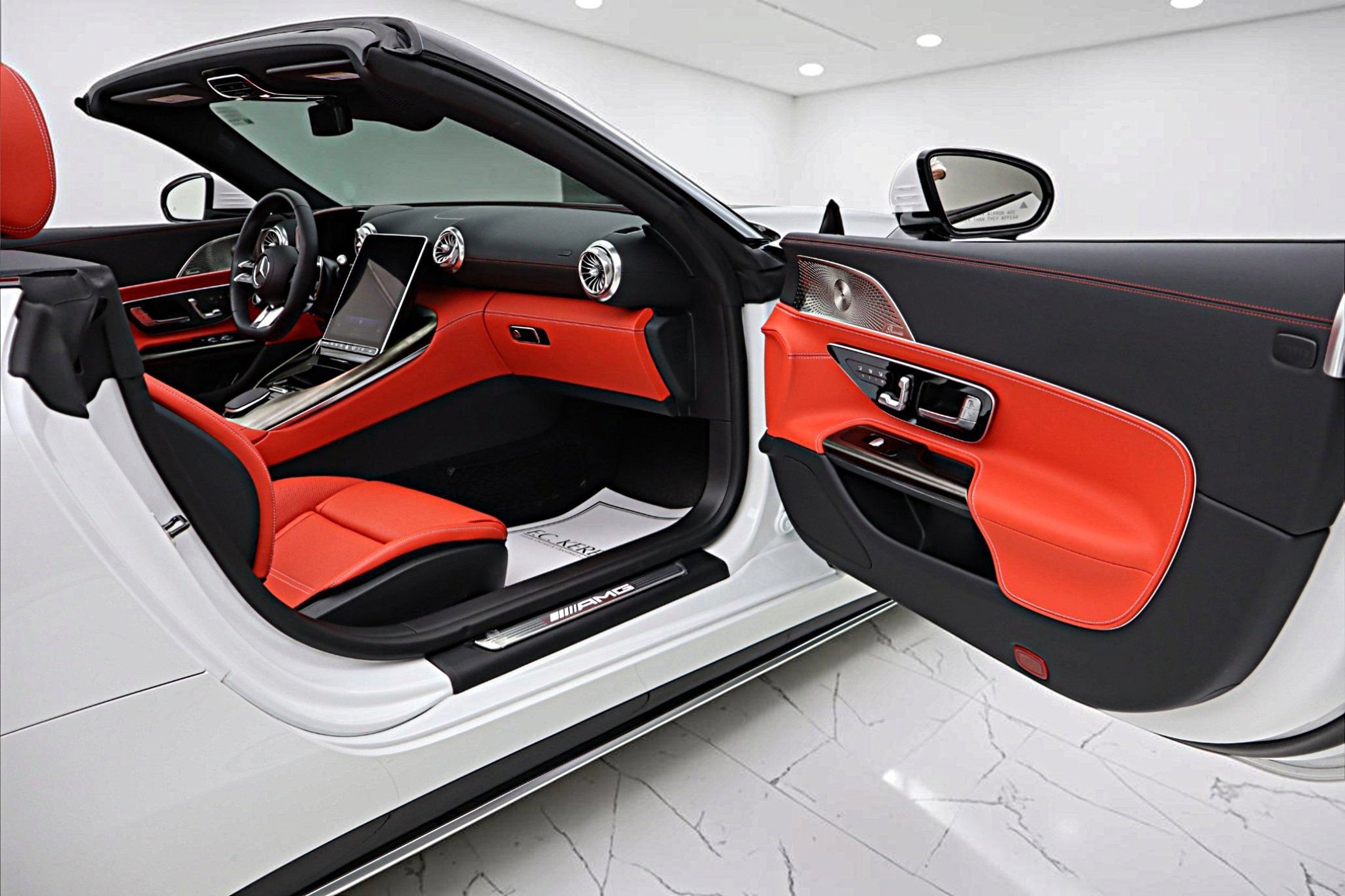 Used 2023 Mercedes-Benz SL 43 AMG image 33
