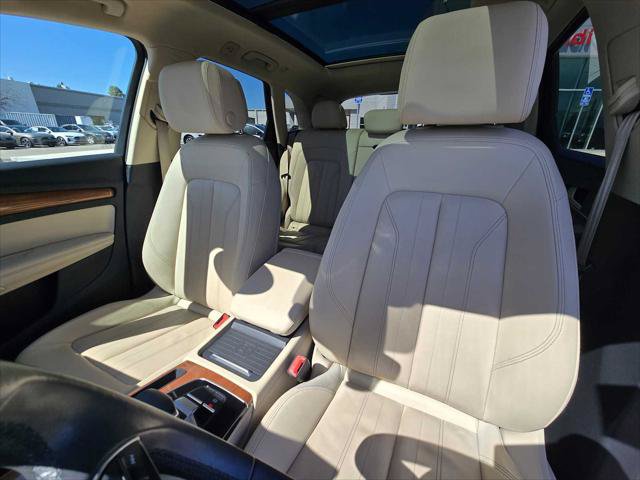 Used 2021 Audi Q5 2.0T Premium Plus w/ Premium Plus Package AWD/4WD image 21