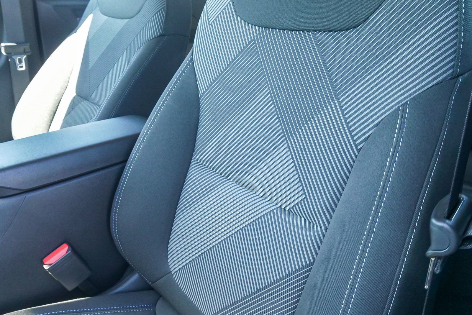 New 2027 Chevrolet Bolt LT w/ Comfort Package image 21