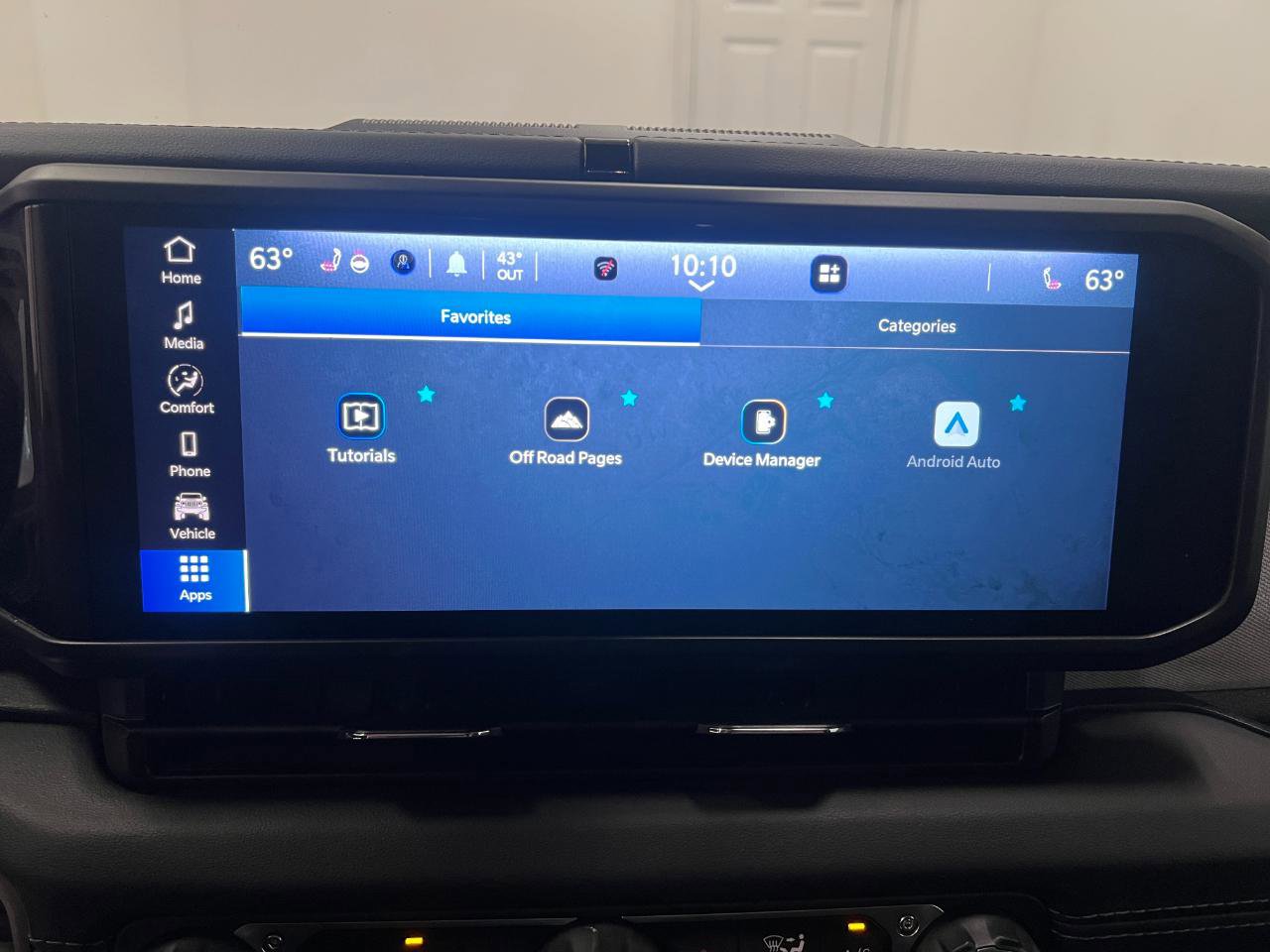 Used 2025 Jeep Wrangler Unlimited Sahara image 49