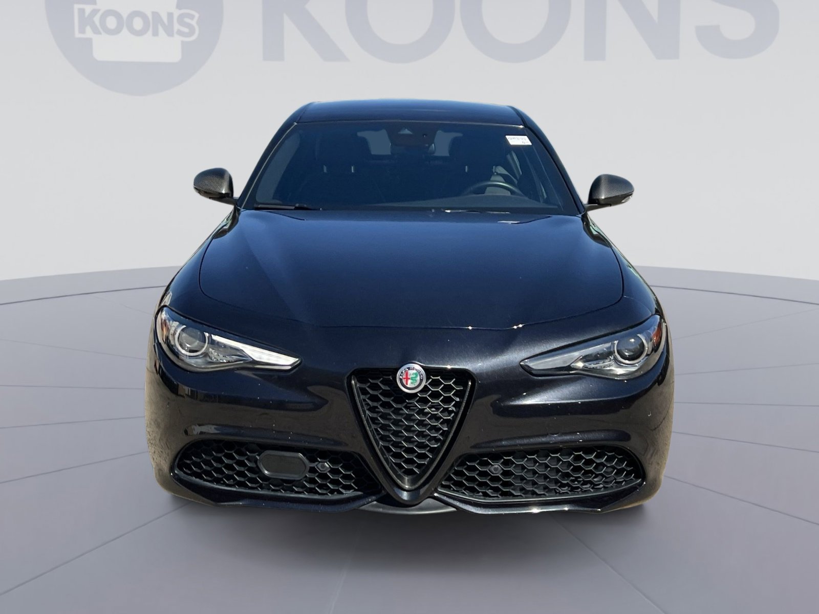 Used 2023 Alfa Romeo Giulia Estrema AWD/4WD image 4