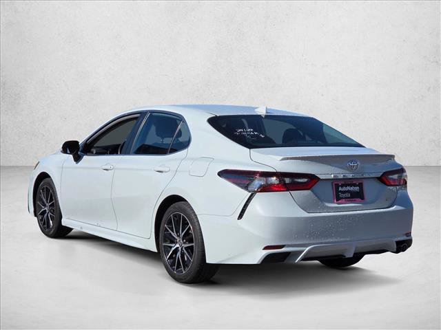 Used 2024 Toyota Camry SE image 7