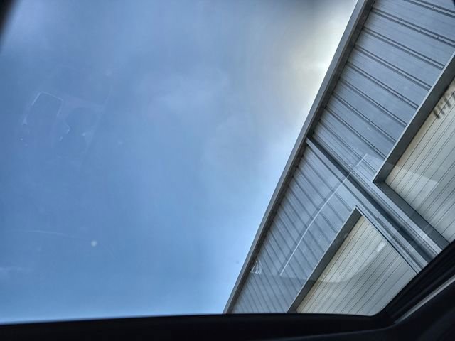 Used 2020 Jeep Grand Cherokee Limited image 29