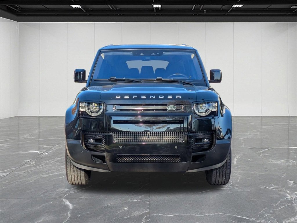 Used 2022 Land Rover Defender 110 image 14