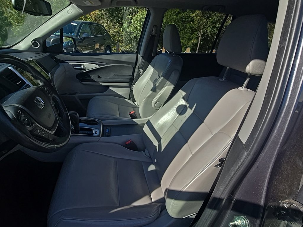 Used 2017 Honda Pilot EX-L image 12