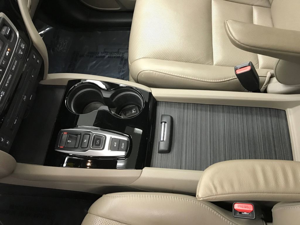 Used 2017 Honda Pilot Elite image 11
