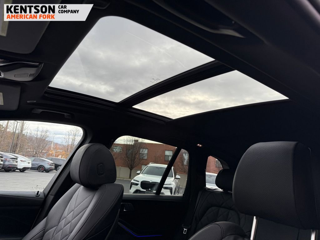 Used 2025 BMW X5 xDrive50e image 26