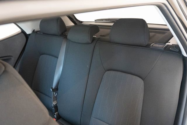 Used 2025 Hyundai Venue SE image 14