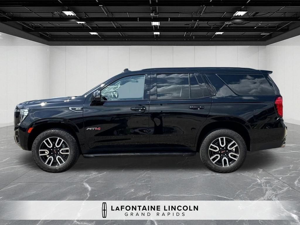 Used 2023 GMC Yukon AT4 AWD/4WD image 2
