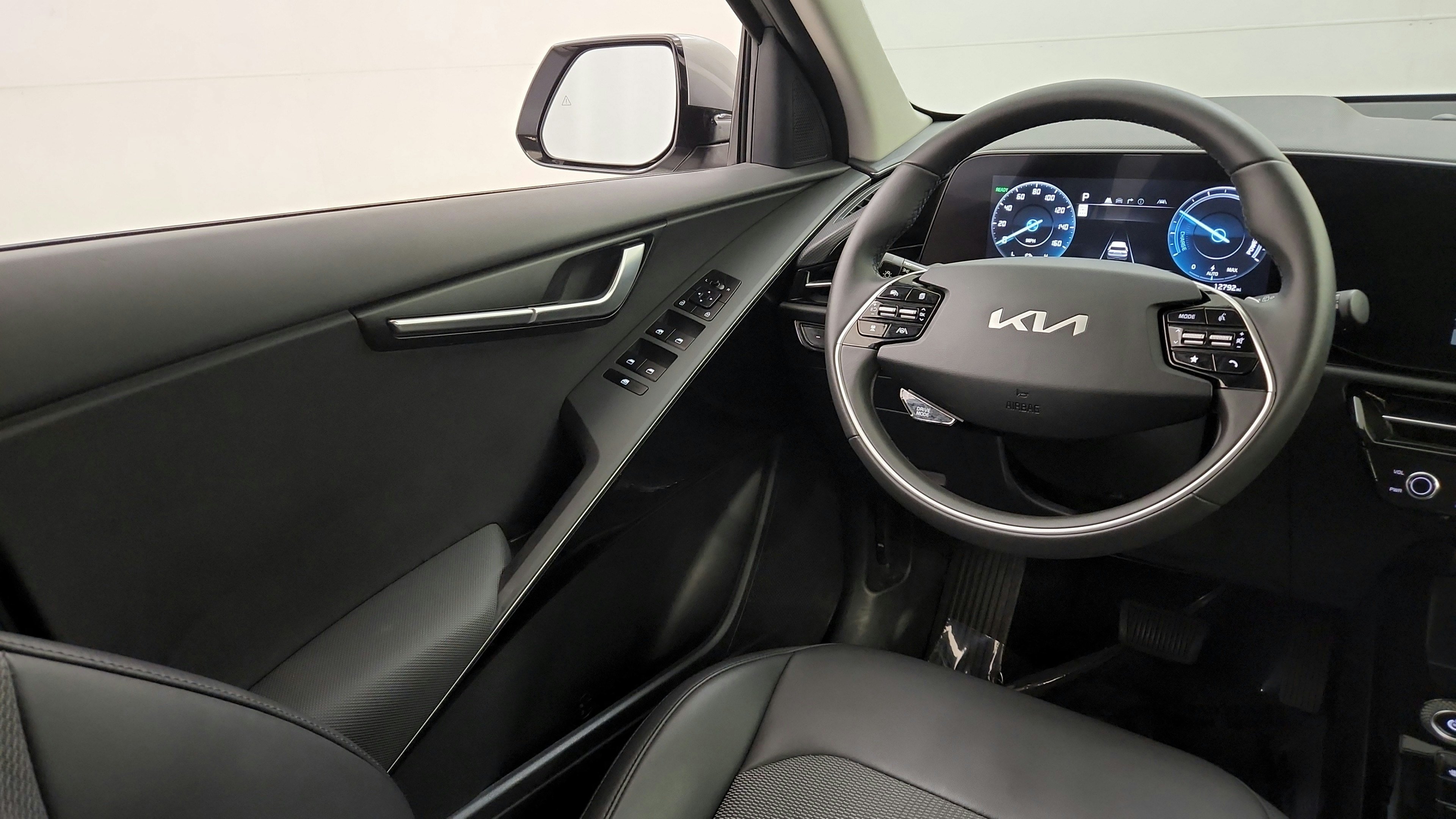 Used 2024 Kia Niro Wind FWD image 22