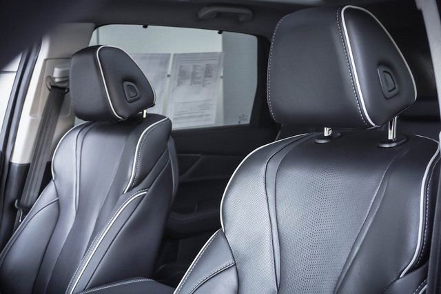 Used 2023 Acura MDX SH-AWD w/ Advance Package image 10