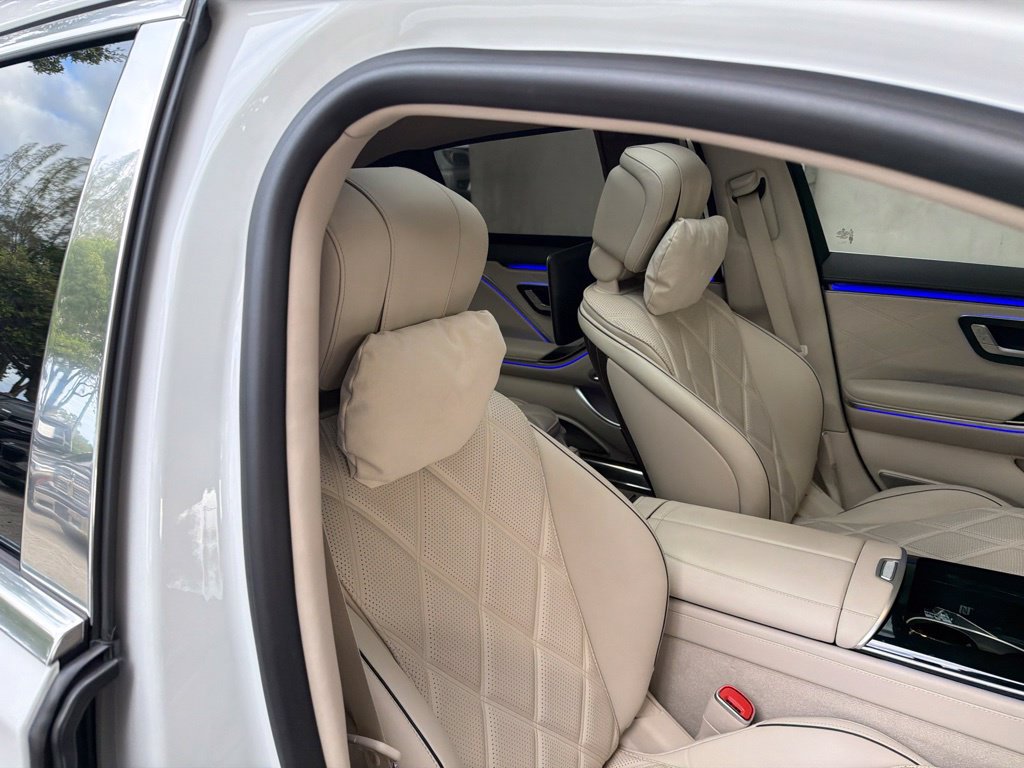 Used 2024 Mercedes-Benz Maybach S 580 4MATIC image 30