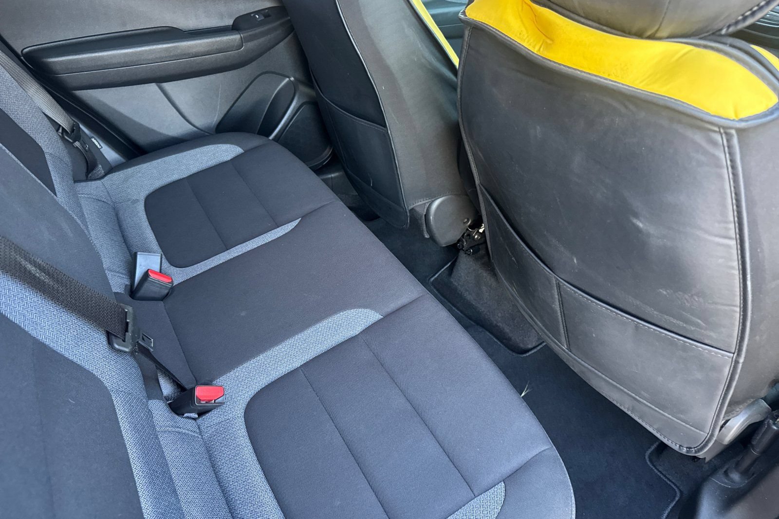 Used 2023 Chevrolet TrailBlazer LT FWD image 19