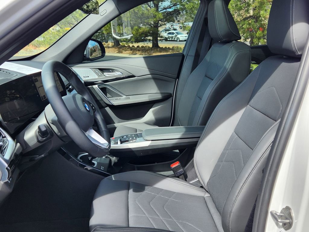 Used 2023 BMW X1 xDrive28i w/ Premium Package image 7